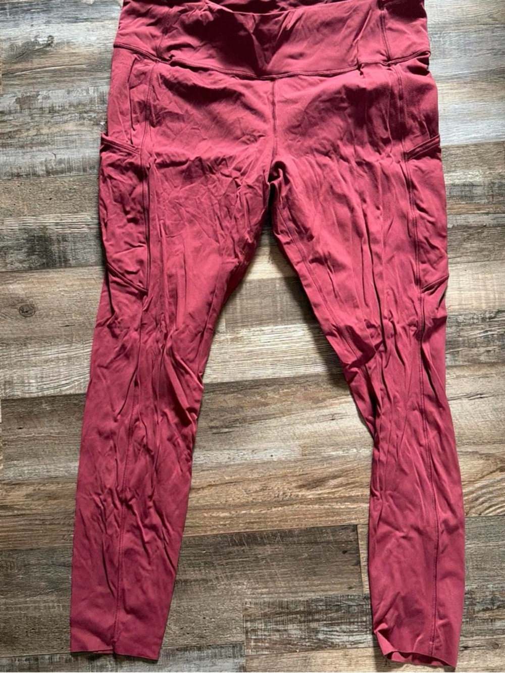 Lululemon Leggings in Deep Red